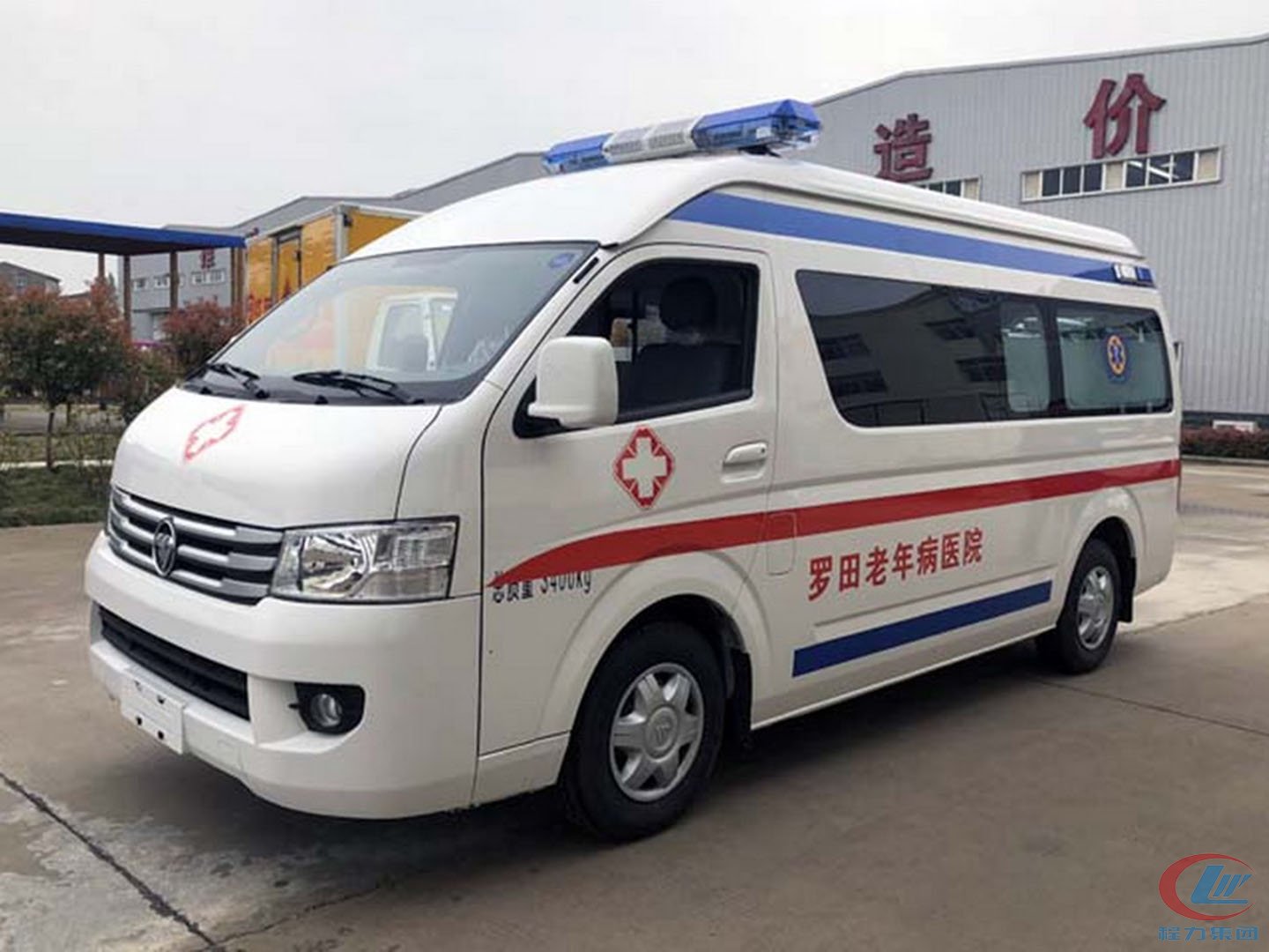 國(guó)六福田G9救護(hù)車(chē)