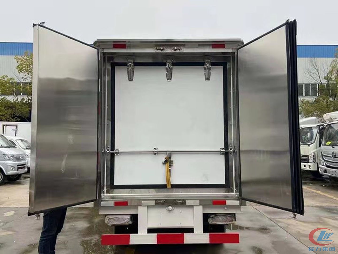 國六躍進醫(yī)療物廢??轉(zhuǎn)運車
