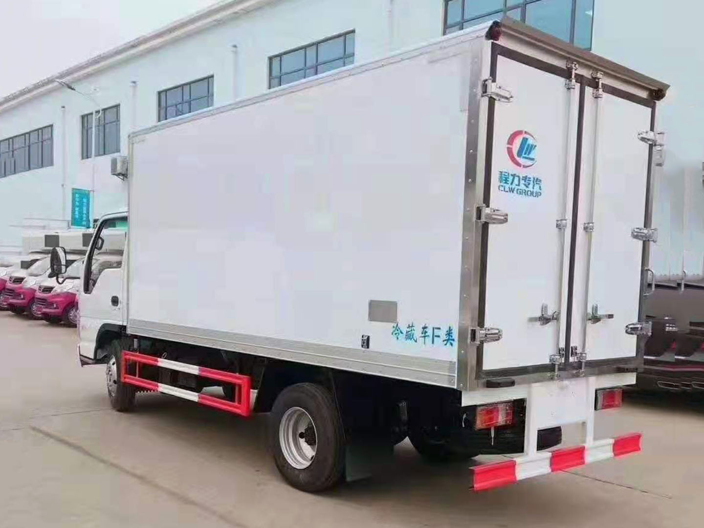 國(guó)六五十鈴100P冷藏車(chē)