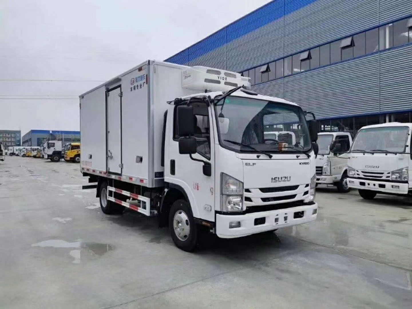 國(guó)六慶鈴五十鈴KV100冷藏車(chē)
