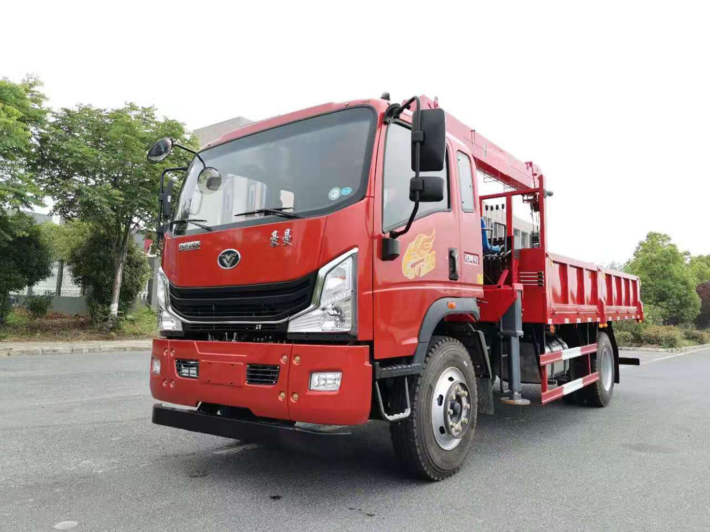國(guó)六重汽豪曼8噸隨車吊
