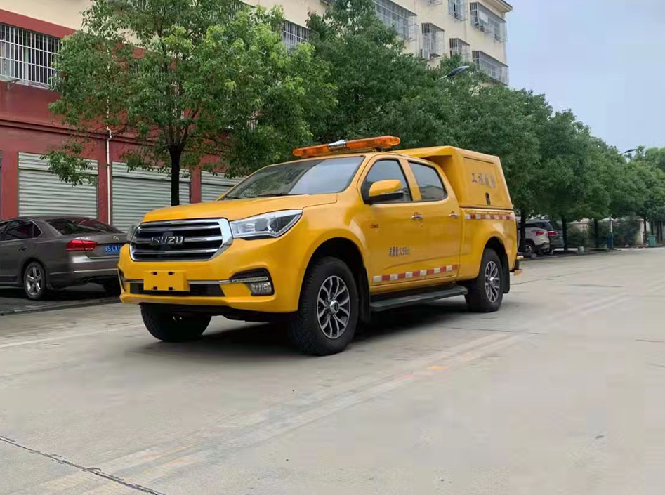 慶鈴五十鈴皮卡搶險(xiǎn)車(chē)