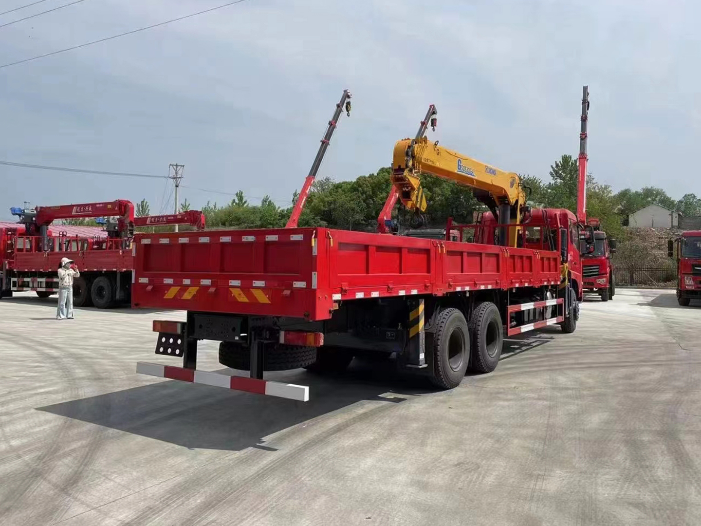 東風(fēng)K5后八輪隨車(chē)吊