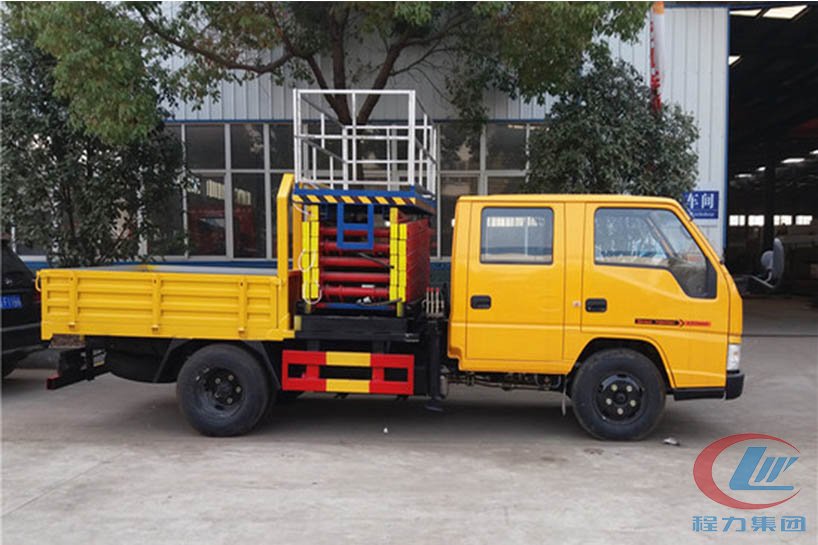 湖北程力江鈴10米升降平臺高空作業(yè)車側面圖