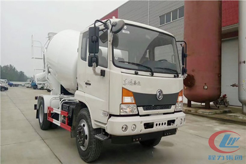 東風(fēng)嘉運6方混凝土攪拌車側(cè)面圖