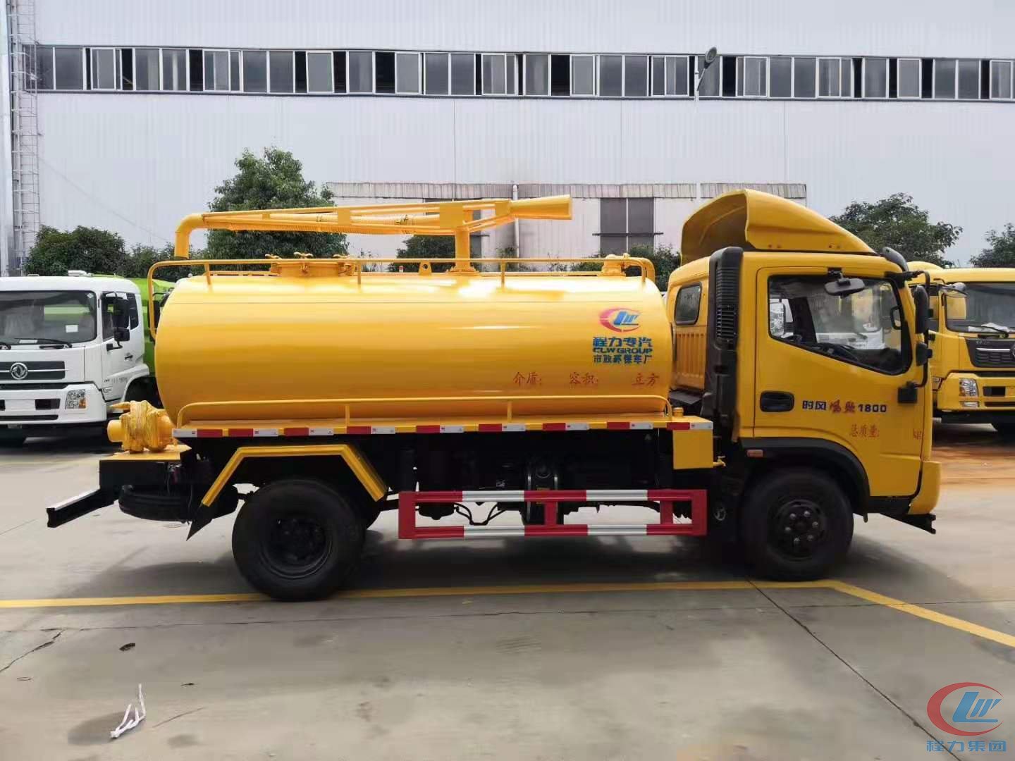 程力威牌時風(fēng)風(fēng)馳黃牌吸糞車