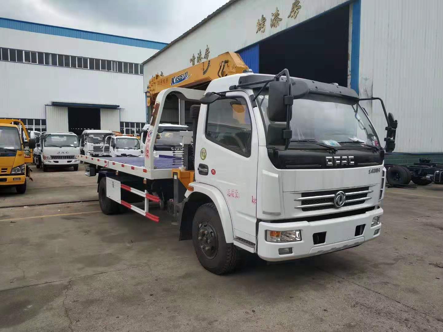 東風(fēng)多利卡清障車(chē)帶隨車(chē)吊
