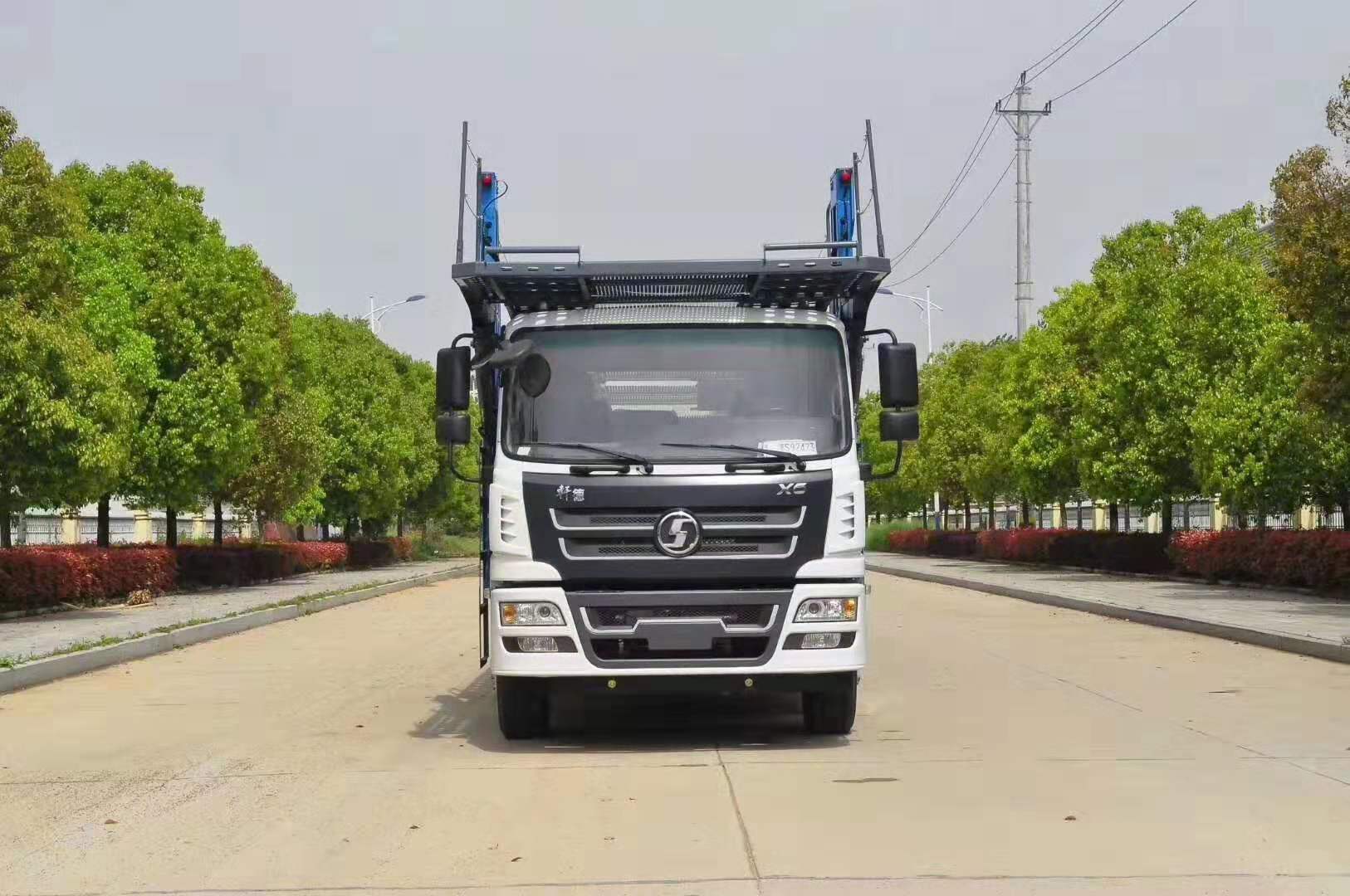 程力重工陜汽軒德五位轎運(yùn)車(chē)